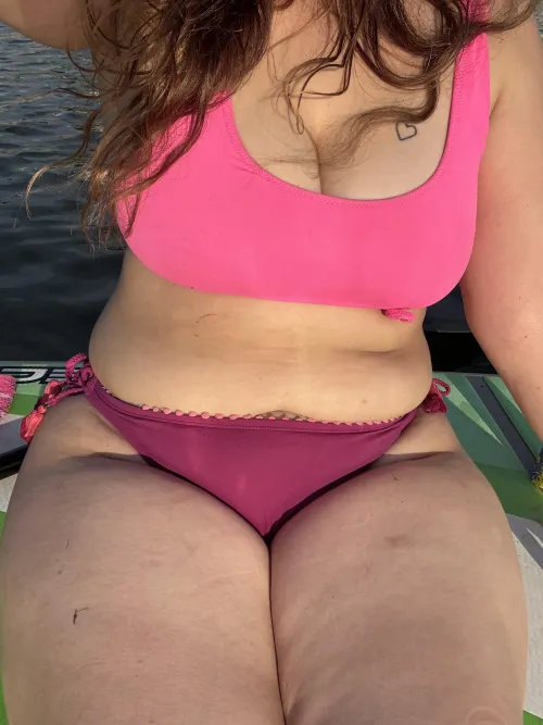 Enjoy a swimsuit pic (: