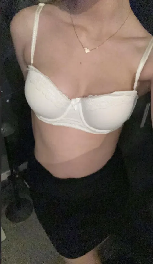 Tumma upp så fortsätter jag klä av mig för diggg i Dm