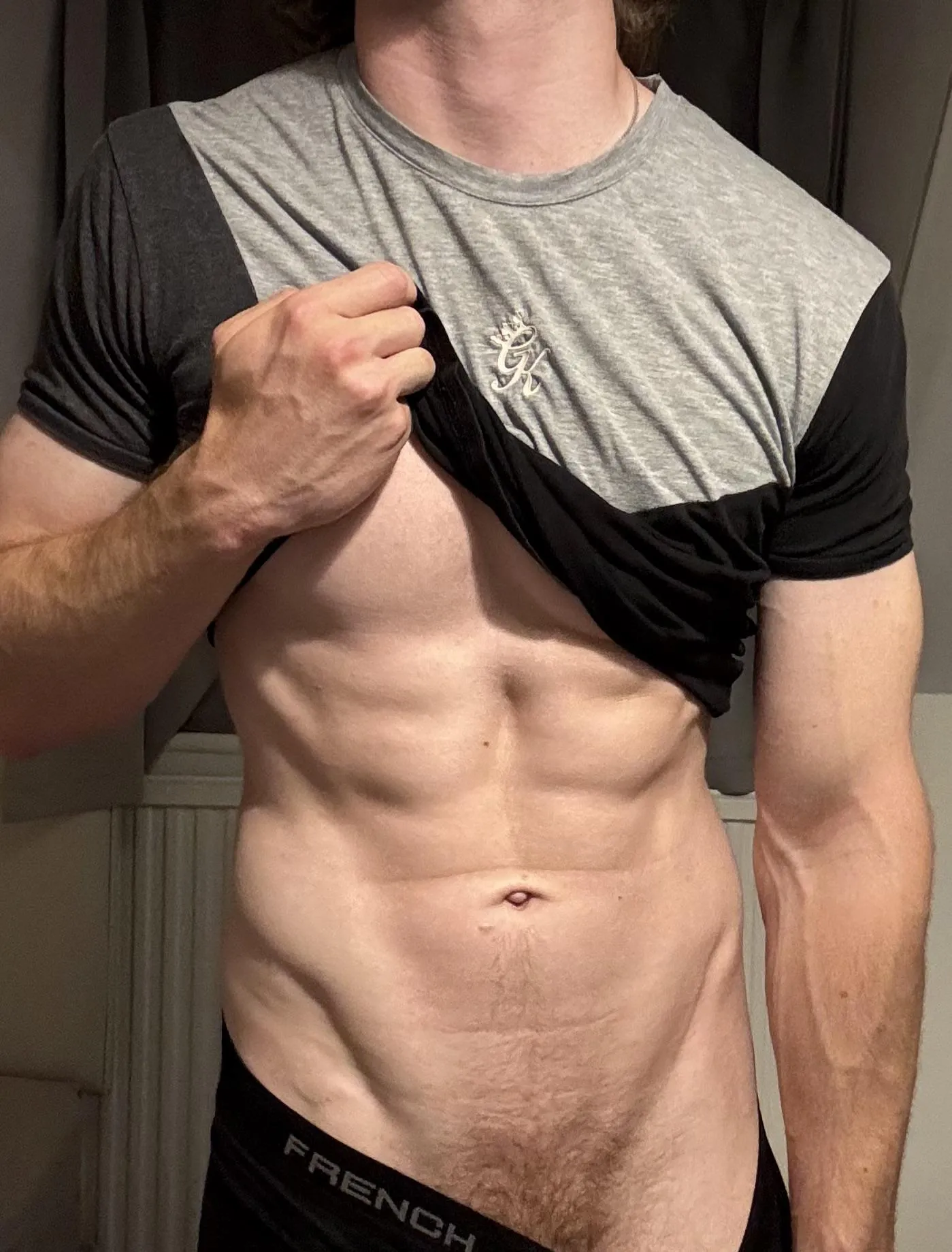 [21] Bet I stop your scroll