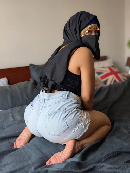 Daddy please take care of my ass