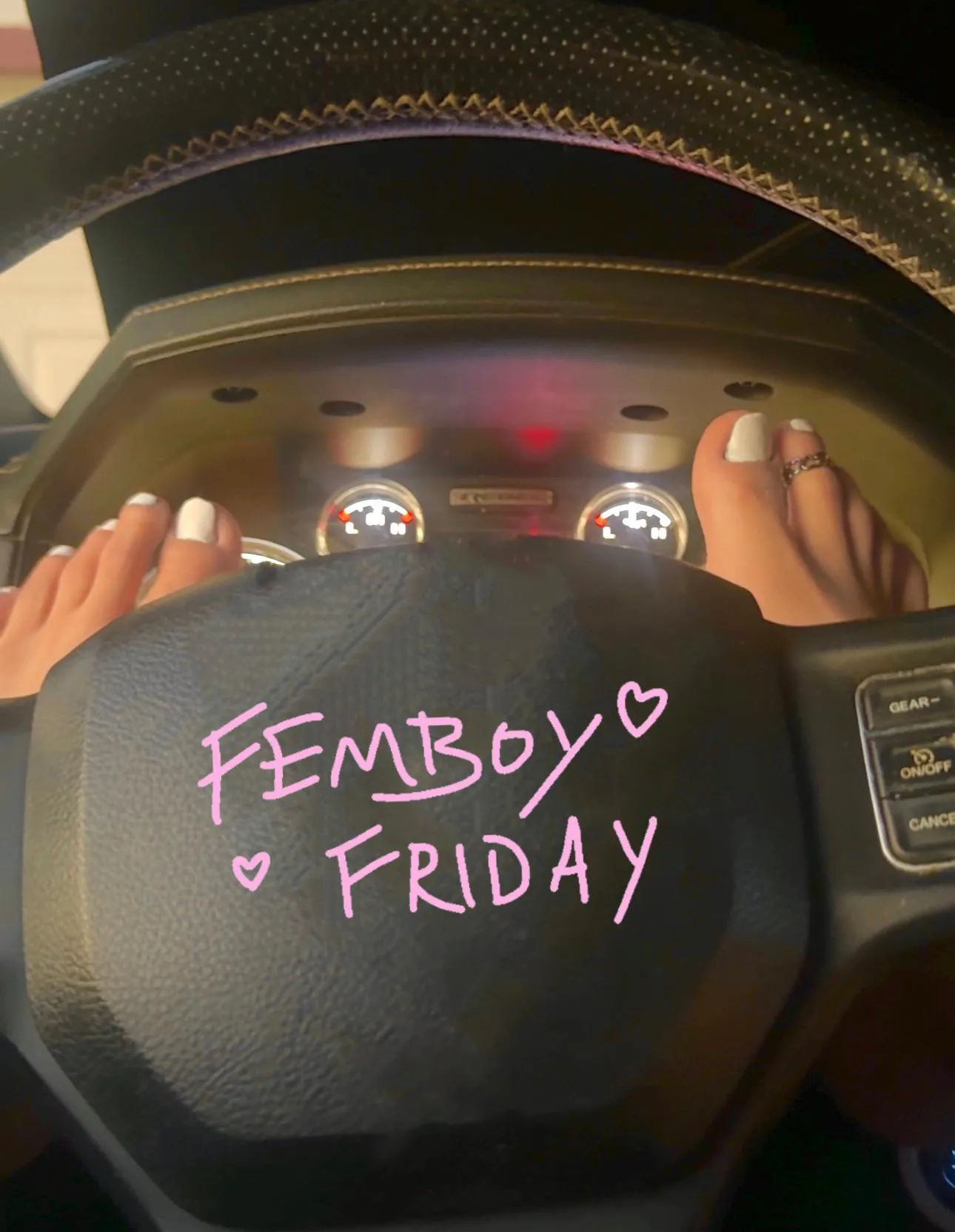 Happy Friday where we traveling to