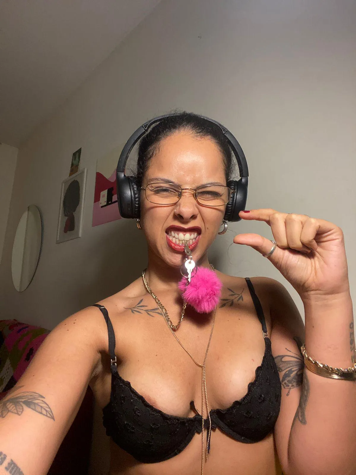 As a good cuckold, you deserve nothing more than to be caged while I fuck a real man