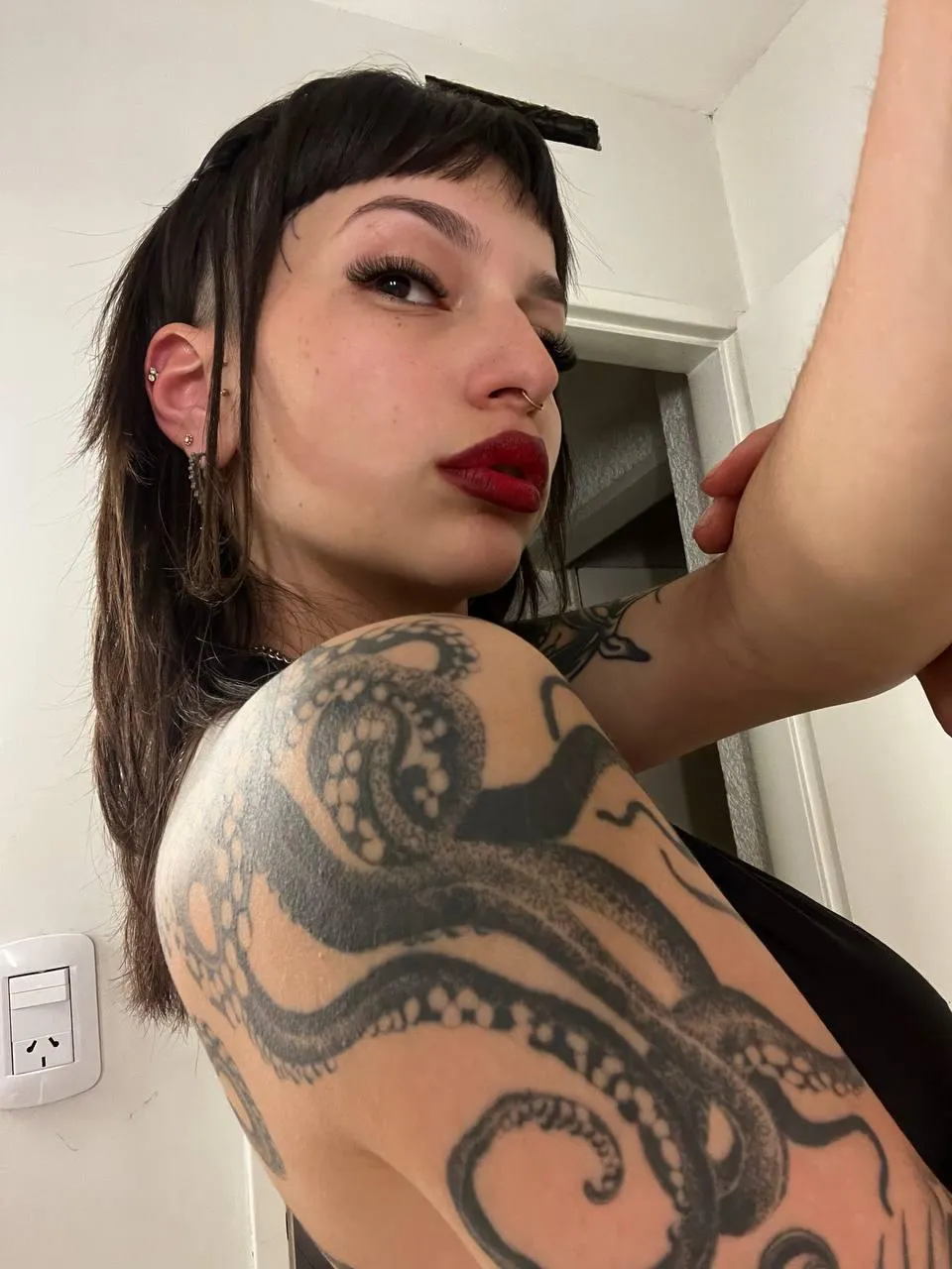 I don’t pose. I tempt