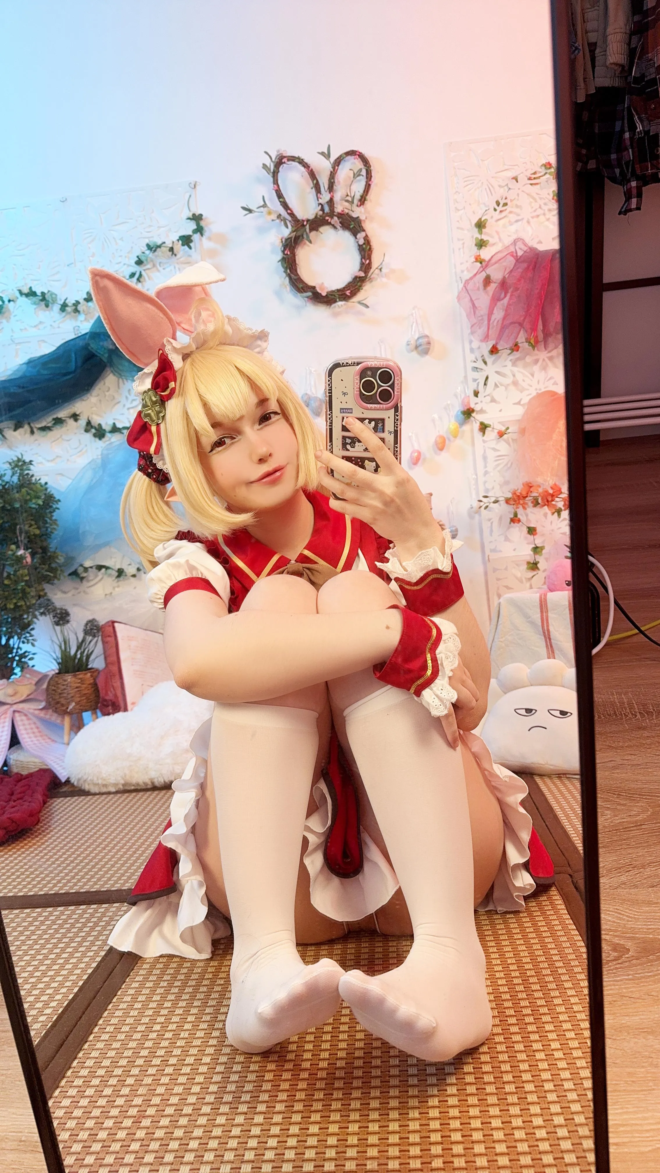 Klee backstages on OF/Fansly! ^^