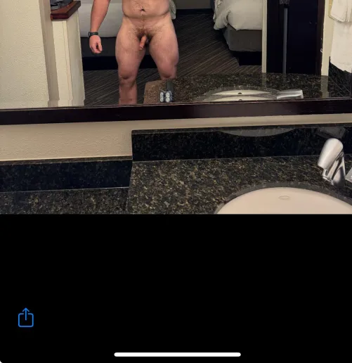 Looking for a chubby girl hit me up for more pics