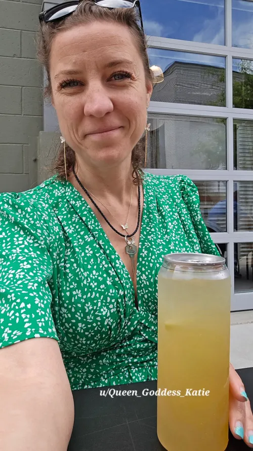 Such great weather to be showing off my key! Lots of stares already!