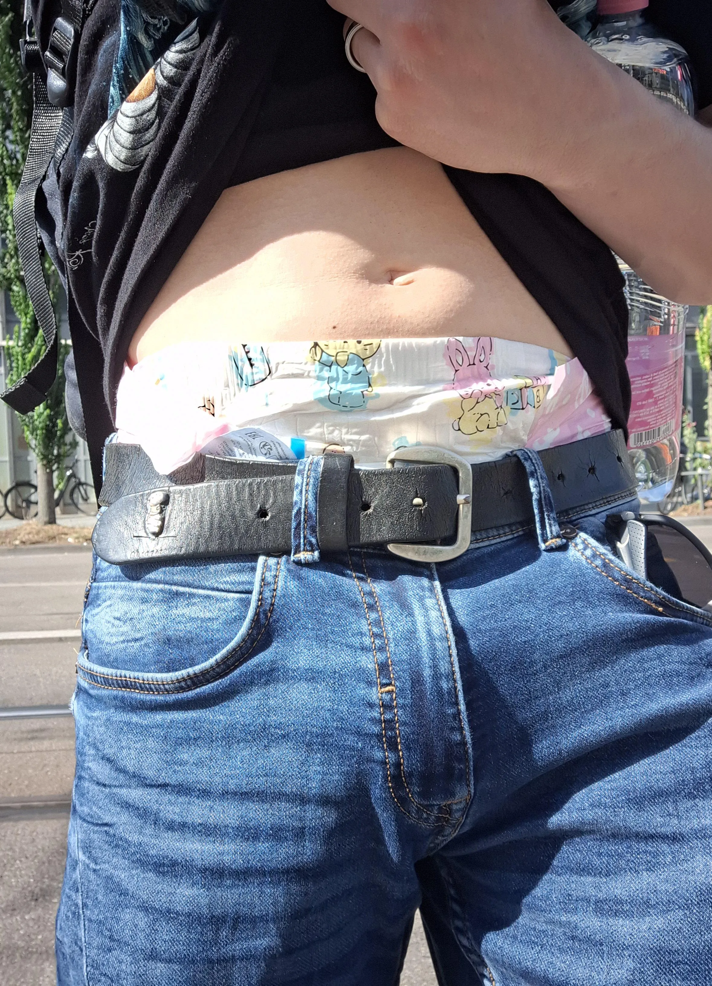 What do you think will people think about my stinky underwear? 🙈