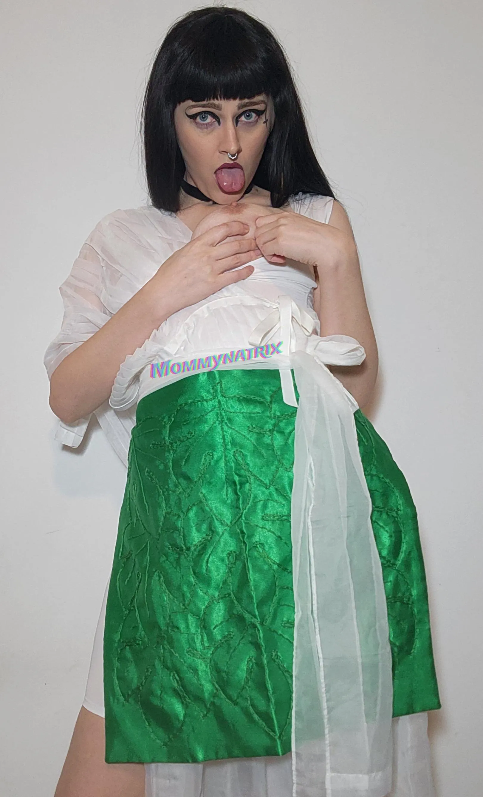 Who wants to make the temple sexy with me?