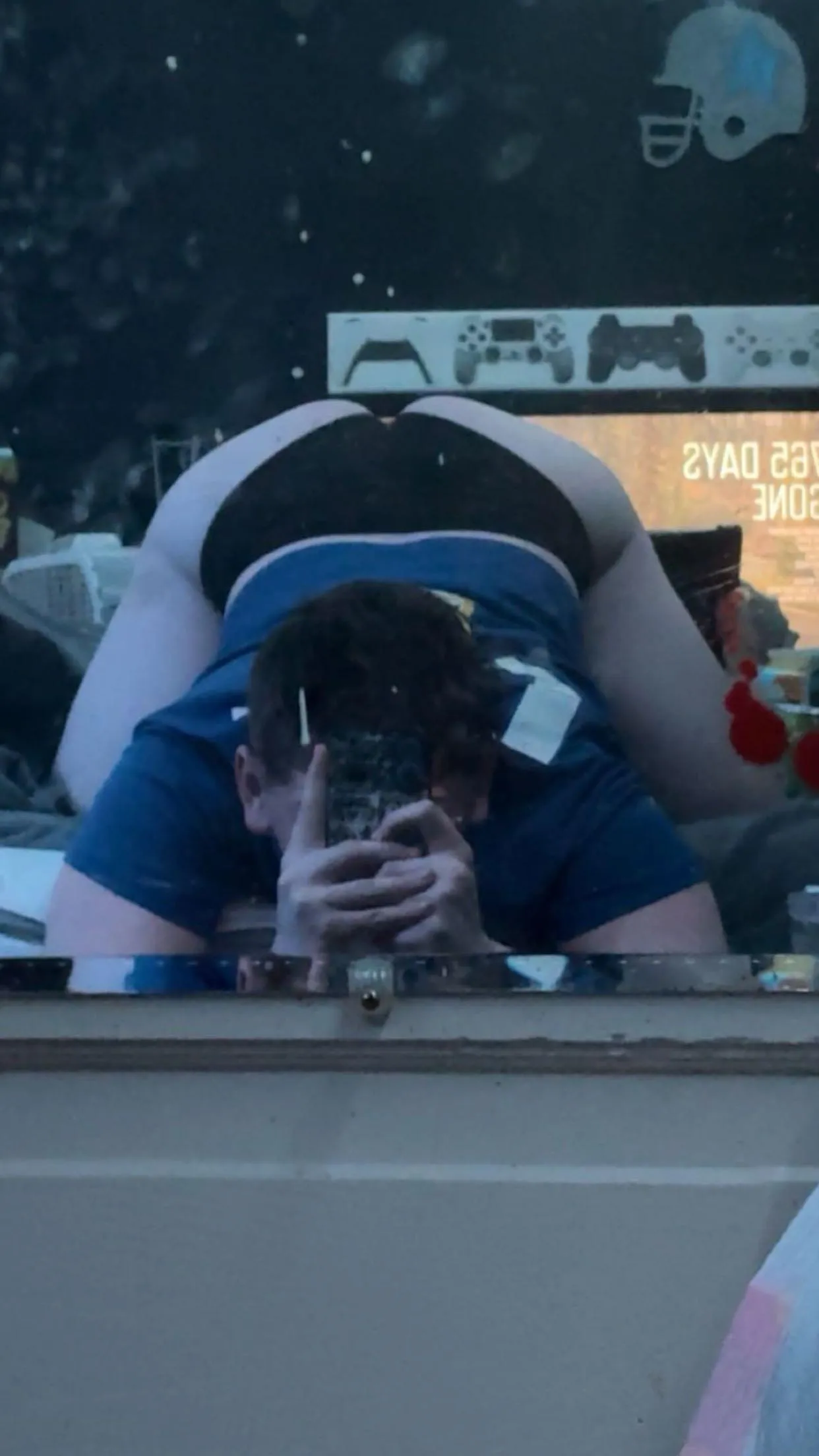 19 y/o sissy just need a man to treat me right