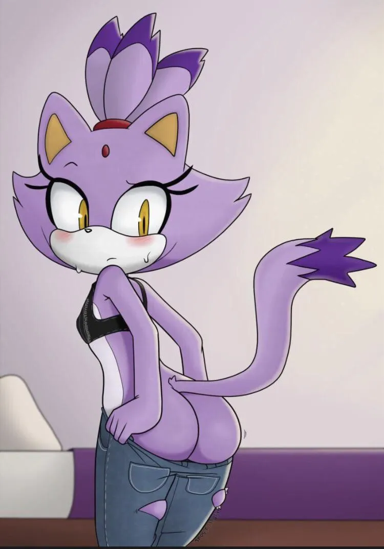 Blaze is honestly so hot (hearlesssoul)