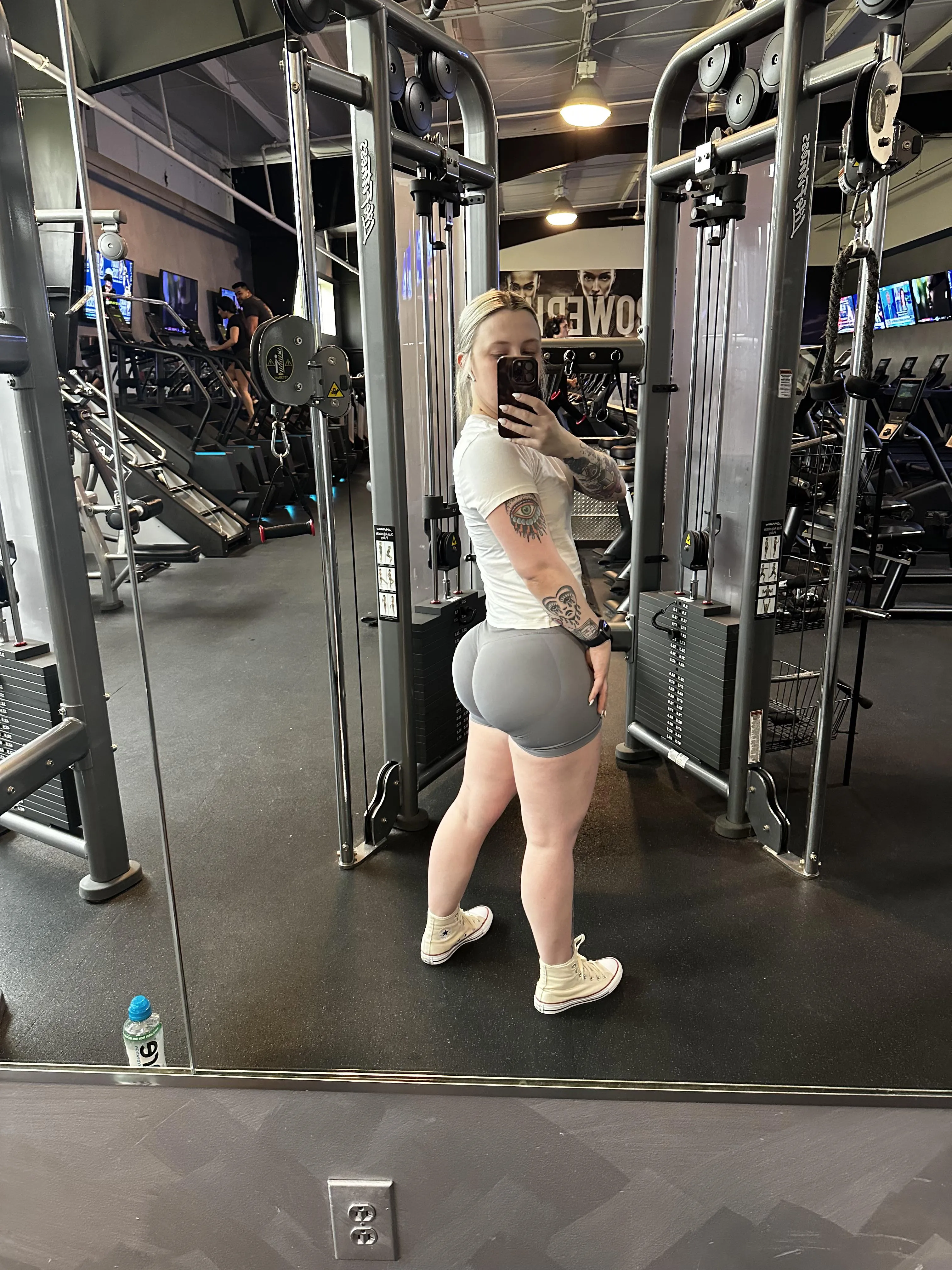 Blessed with the natural shape!