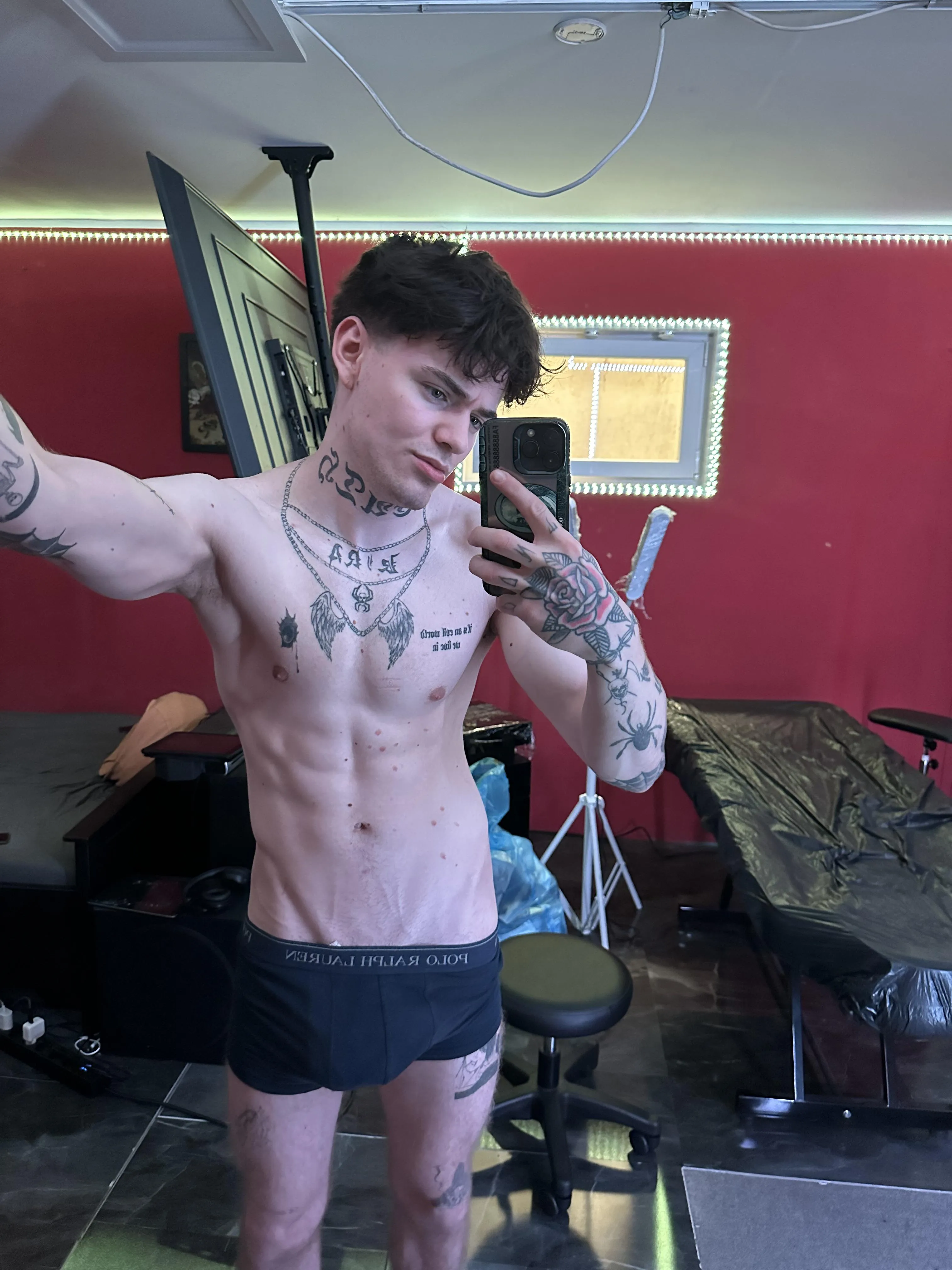 comon take him out 😋