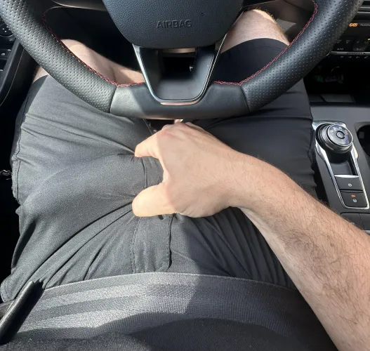 Dirty text got me a little hard today while driving