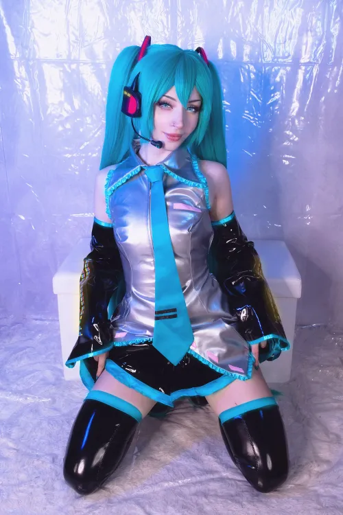 Hatsune Miku - Vocaloid (Shiroktsne)
