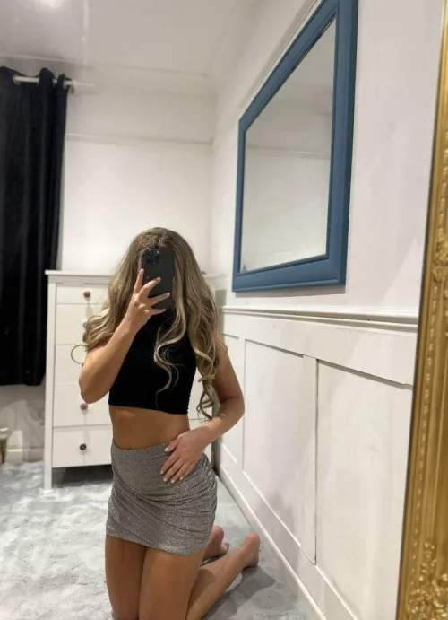 I’m dripping under this skirt