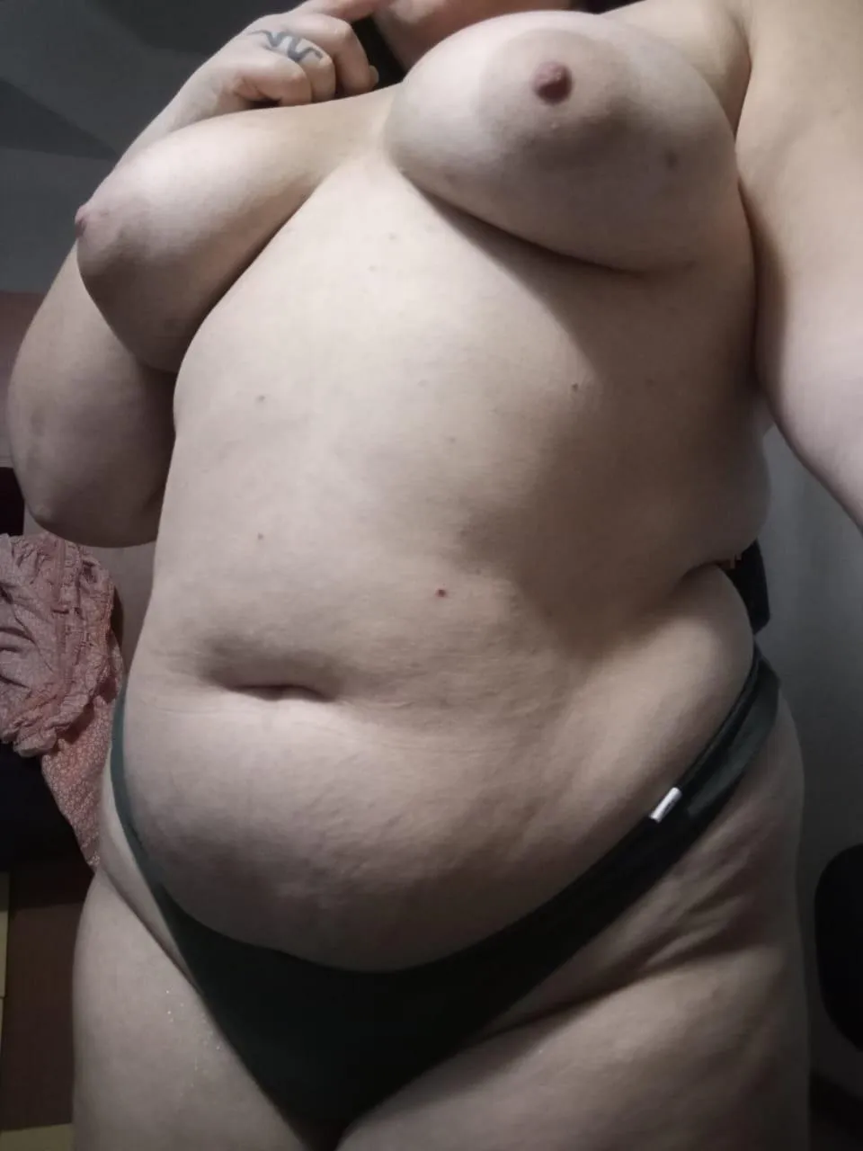 [selling] available for [cam] [sext] [pic] [vid] dm for fun! I can verify