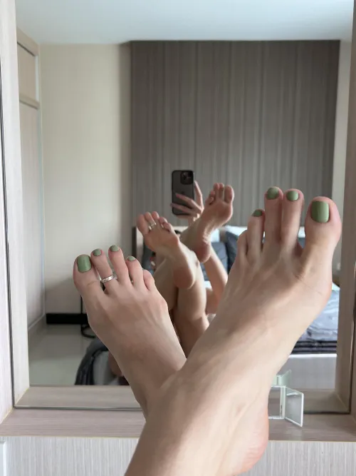 These toes are trained to tease