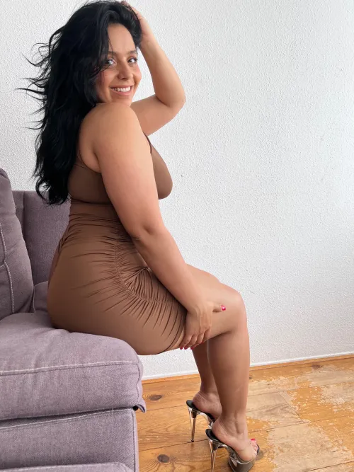 Daddy I want to be your sweet, sexy slut. Pay for it