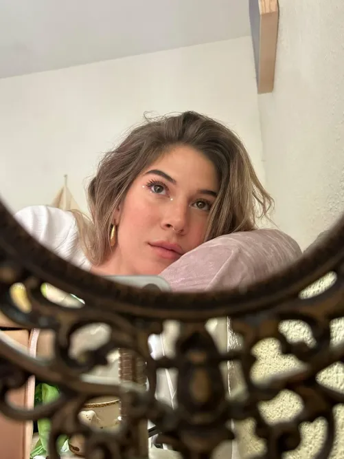 Do i look like the kind of girl that would drain your savings?