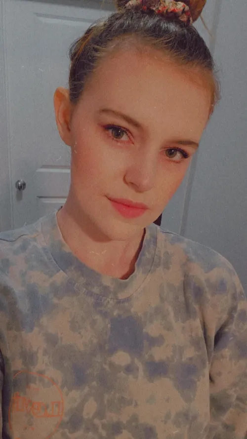 I'm casting a spell on you! You're now under my control and I demand you to come here 💕