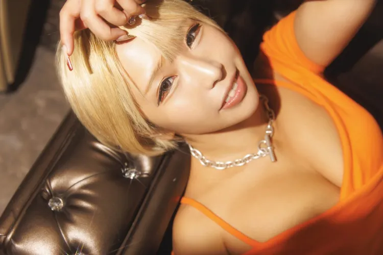 Knows what she wants, and how to get it