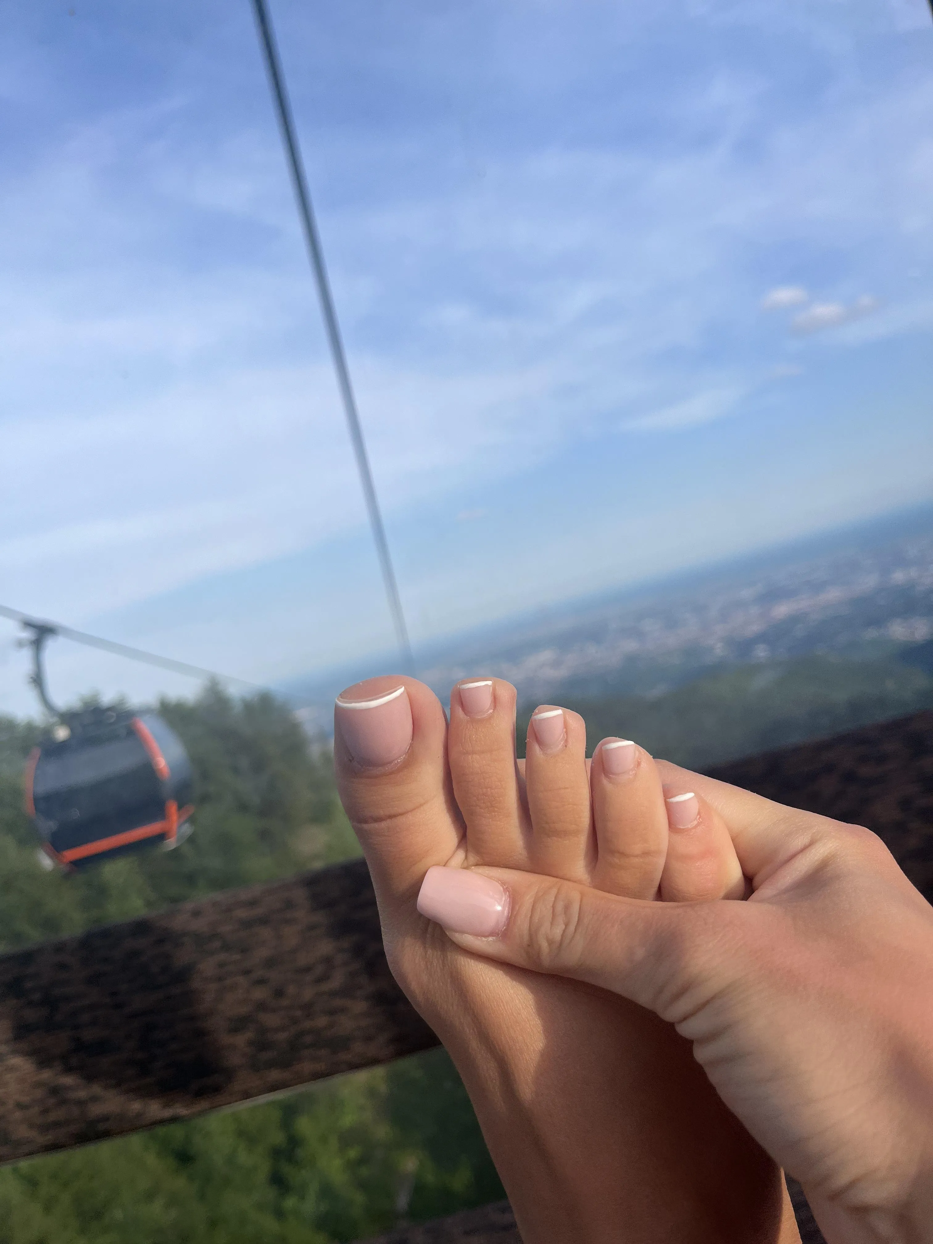 new balkan girl in town💞[oc]