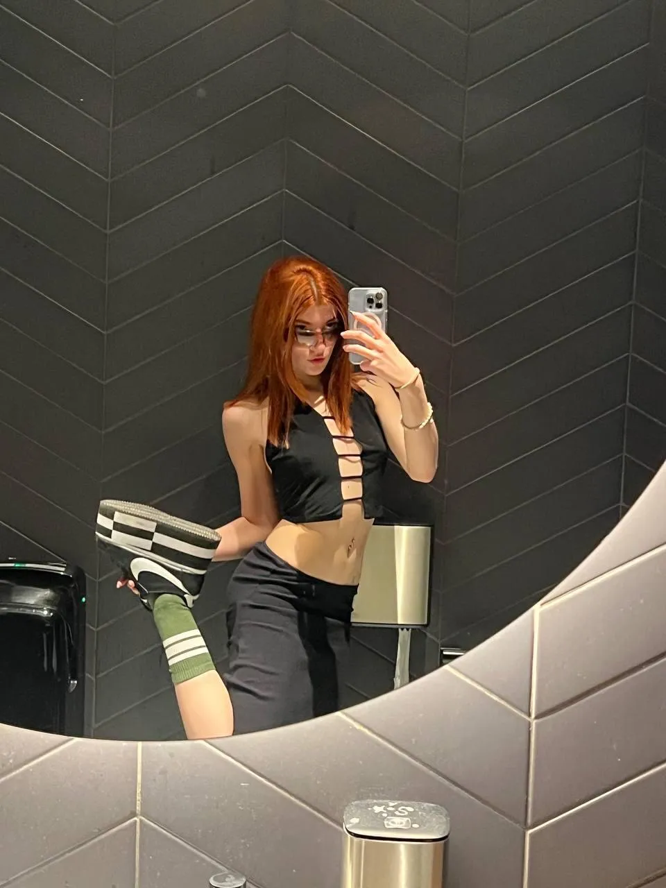 threw this on and somehow ended up flirting with myself