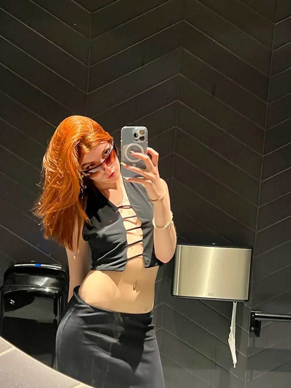 would you still like me if i said i’m emotionally confusing but look like this