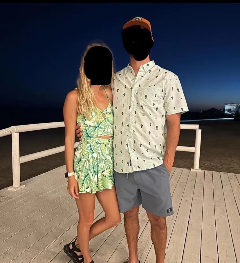 Younger married couple. New to this but open to try new things :) located in mesa. Let us know if interested ! Prefer fit