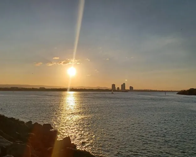 36m4F. Looking for Gold Coast ladies. Dm me.