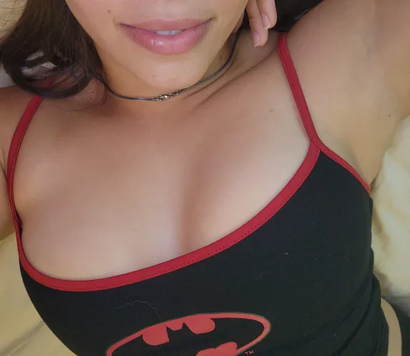 I'm gonna keep smiling till you kiss me