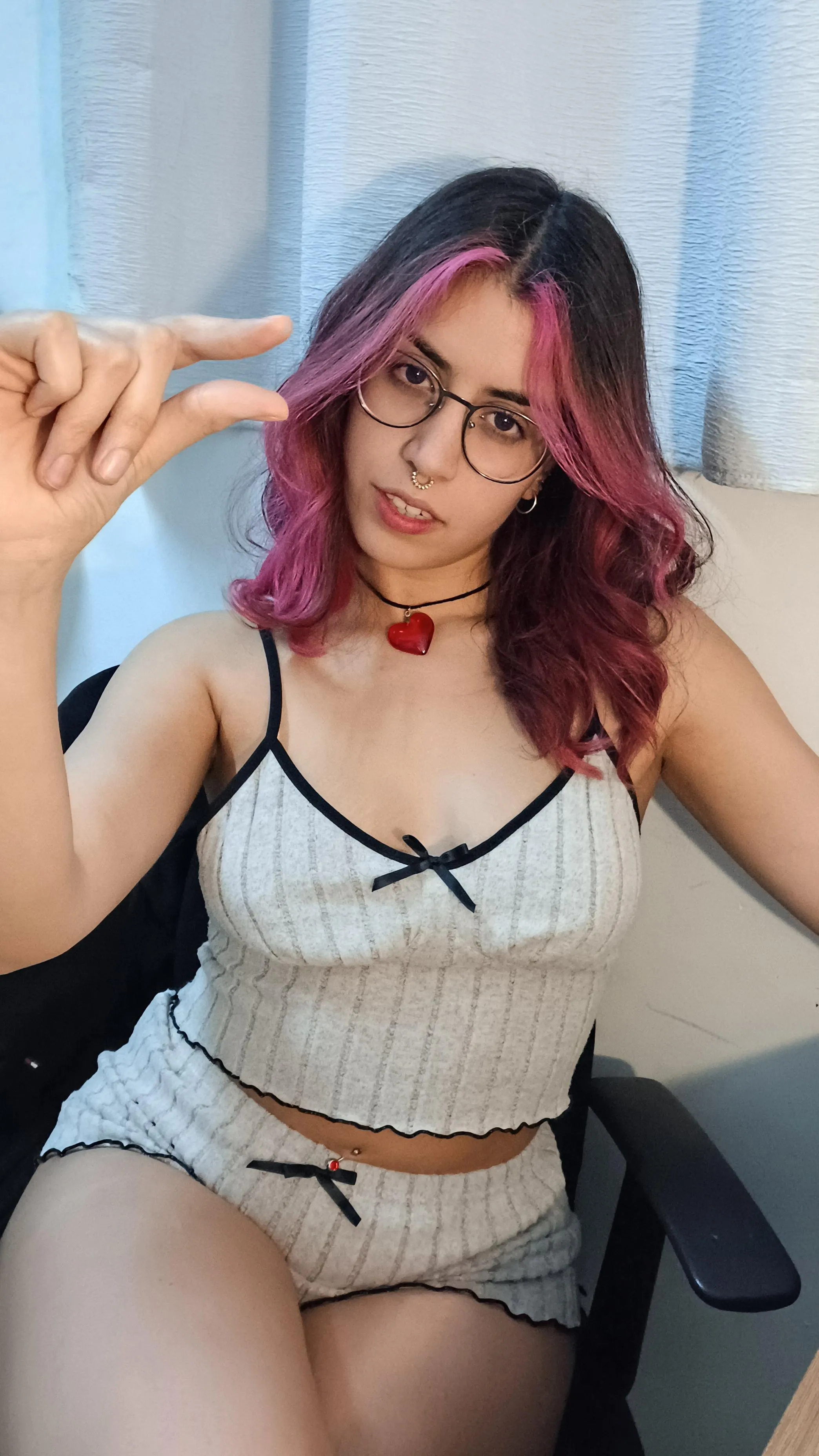 Tell me the size of your dicklett and I'll make you feel even smaller than you are