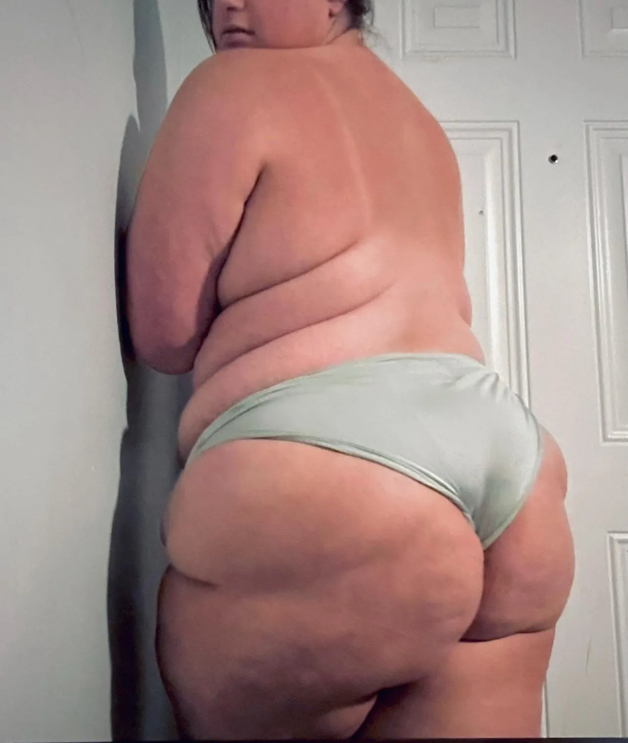 The kind of ass you’ll want to lose yourself in 😘