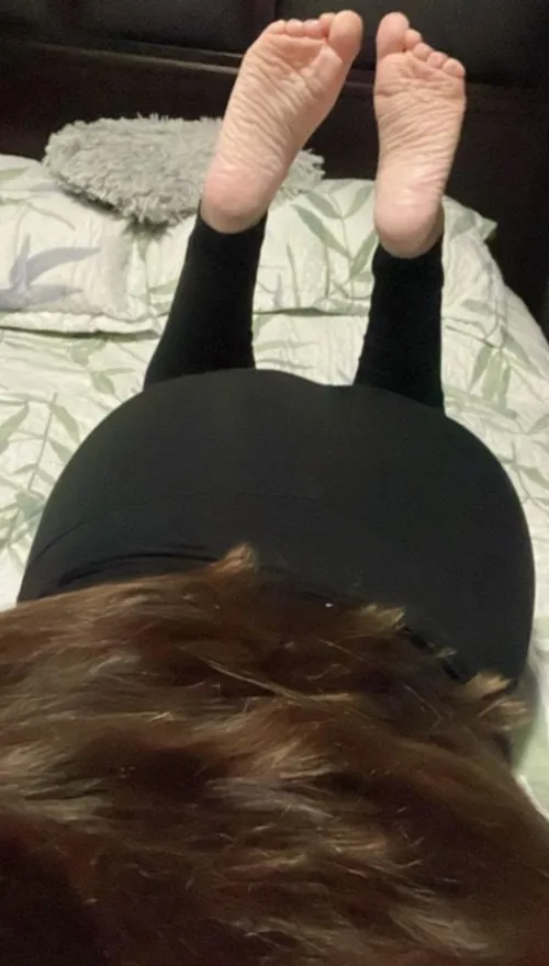 Tiny Wrinkly feet, Big round ass. I dare you to find a better combo