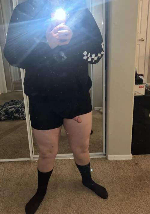 Wife is asleep and I’m horny as hell. Wanna have some fun