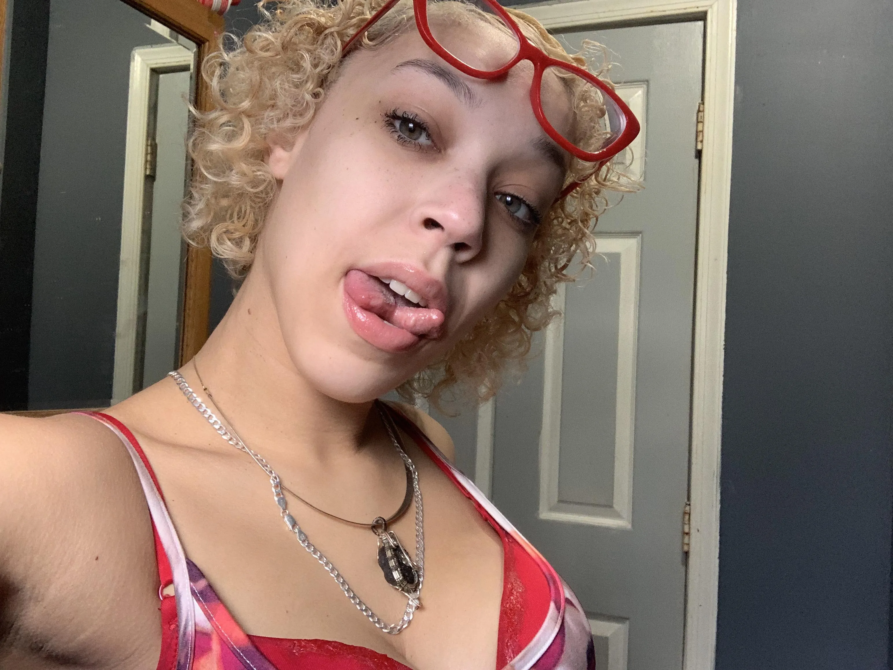 Will you be able to satisfy my hunger 😉