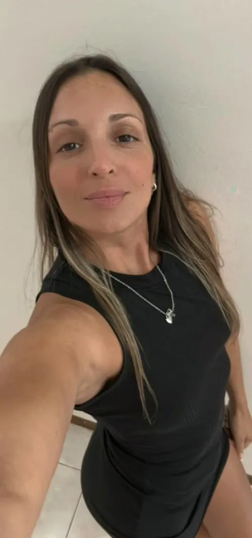 Am I an attractive single mom?