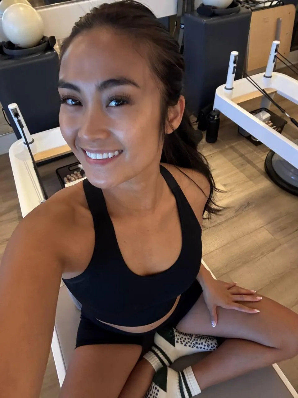 Don't know how to use this machine but all the hot girl hangout here 😉