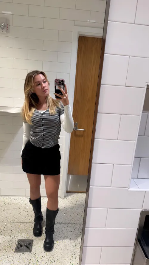 Don’t worry, I know what this outfit does