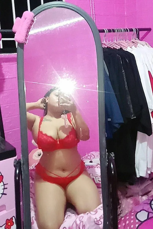 [F] sexy in red, open for bookings❤️