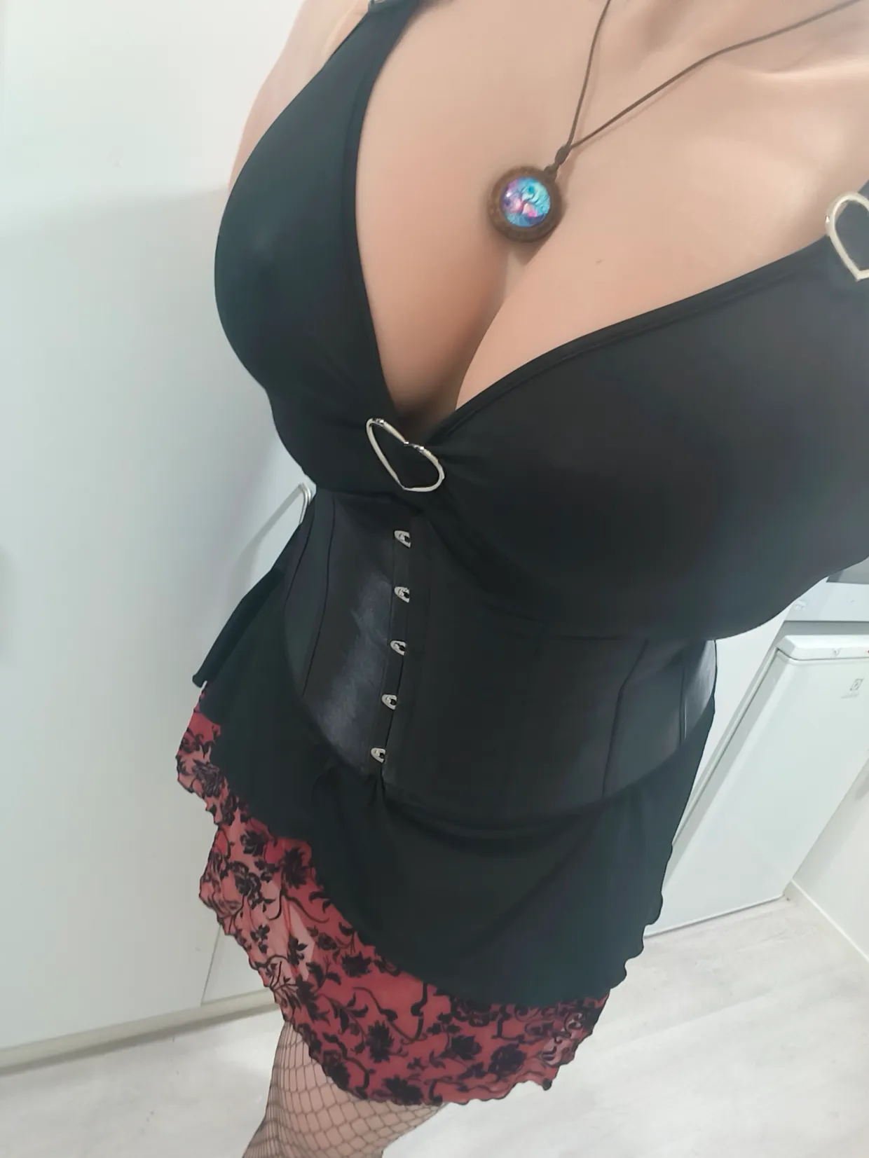 First time actually styling an outfit, what do you think? 👀