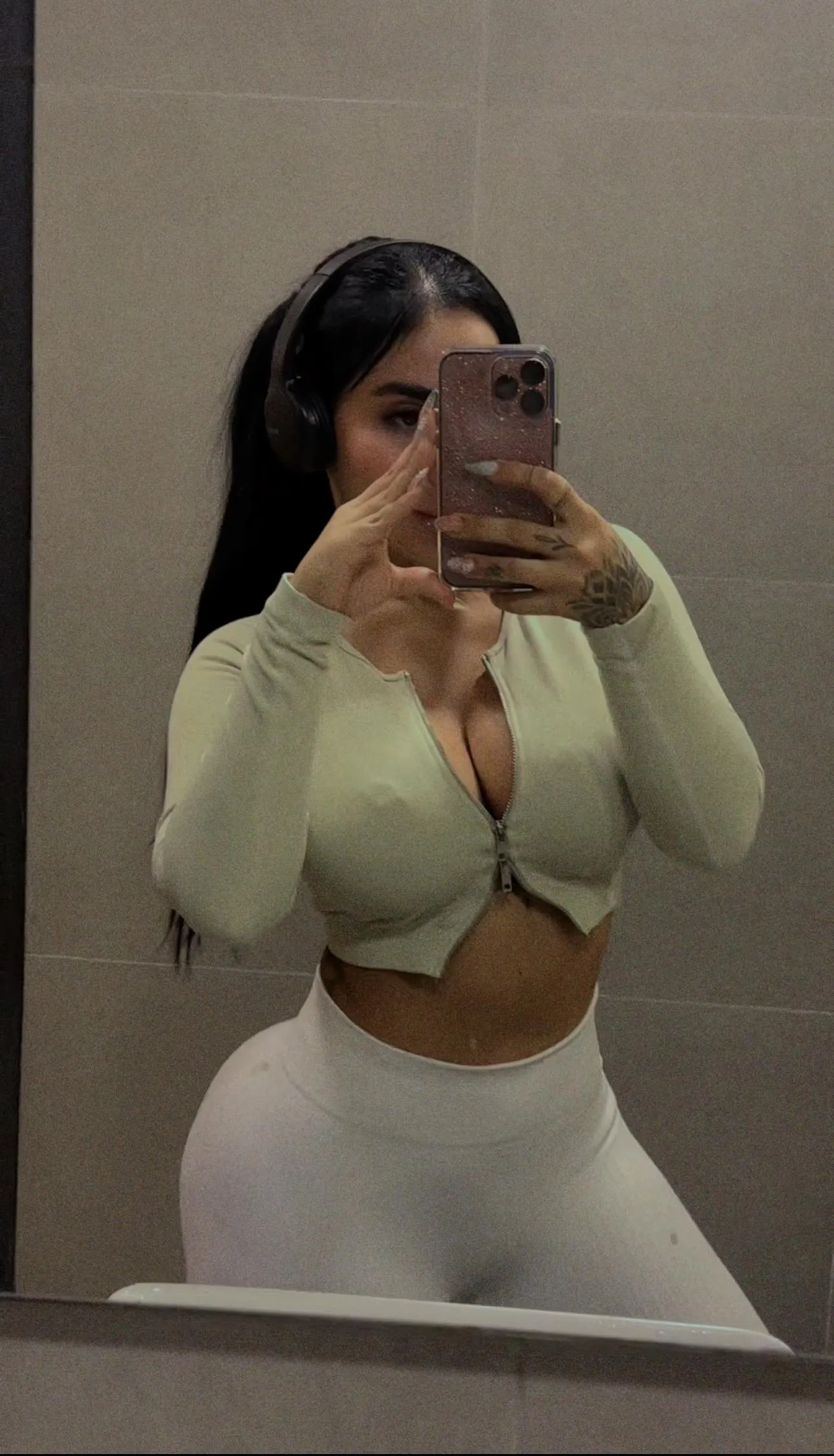 Fitness and glam, all in one