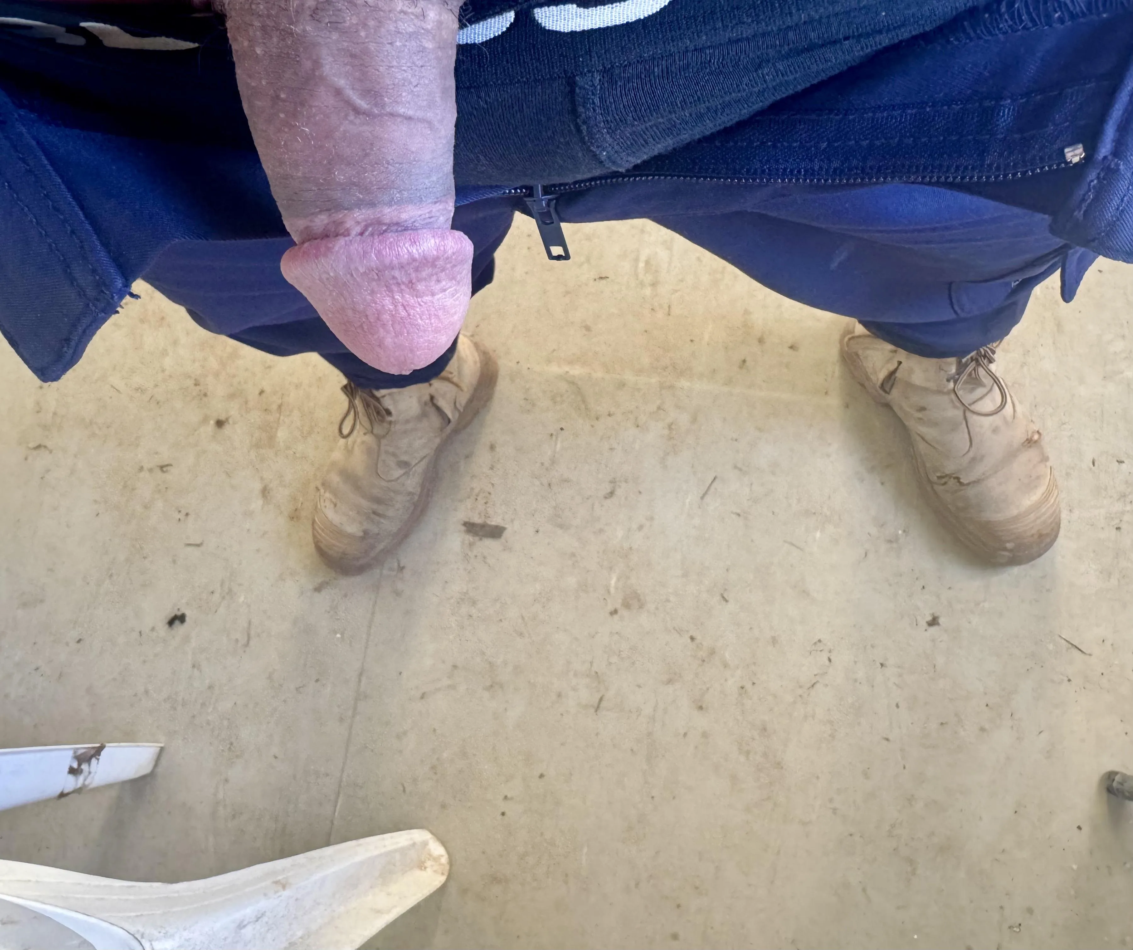 Flop em out Friday 😉 enjoy