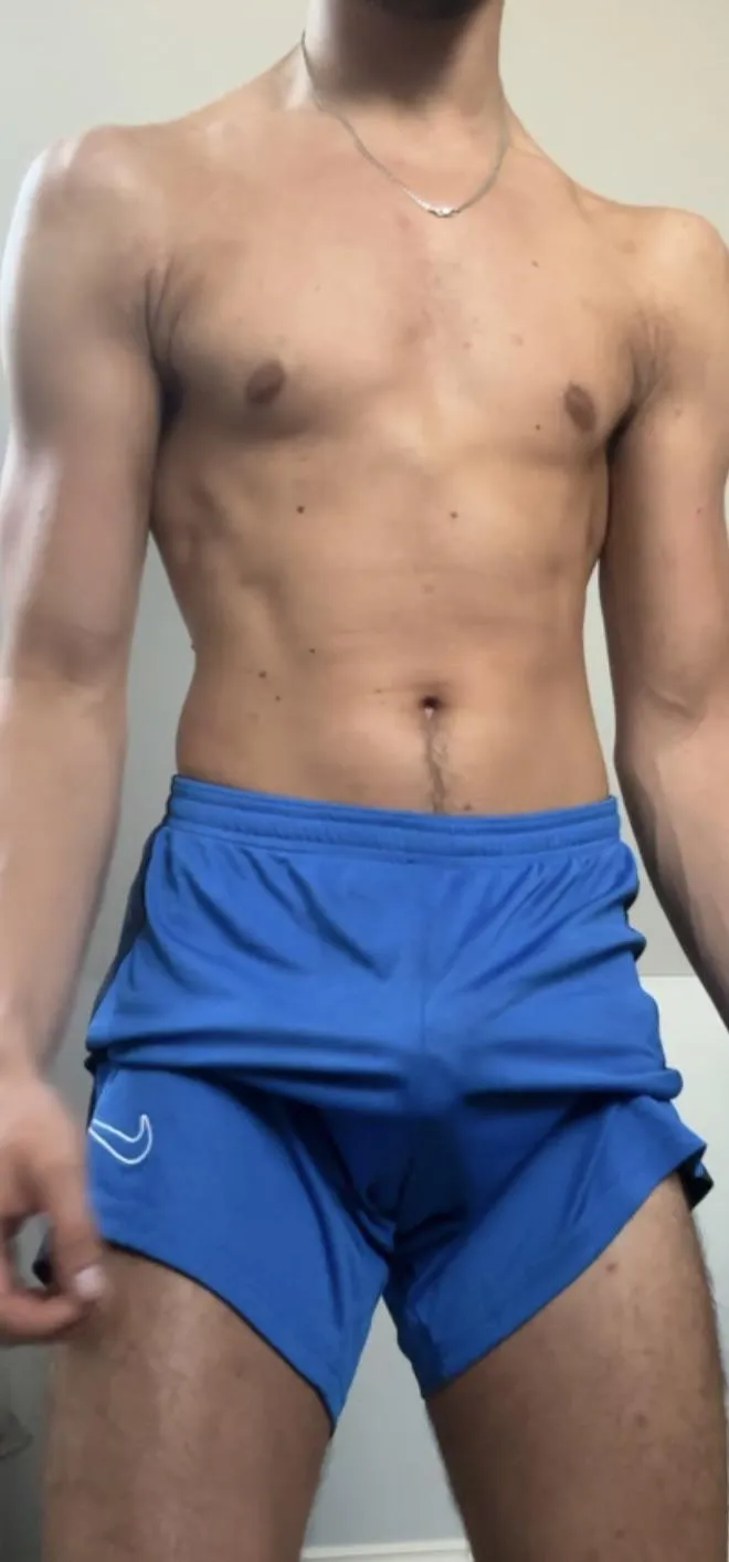 I can’t hide my status anywhere . Snap - bz_bk25