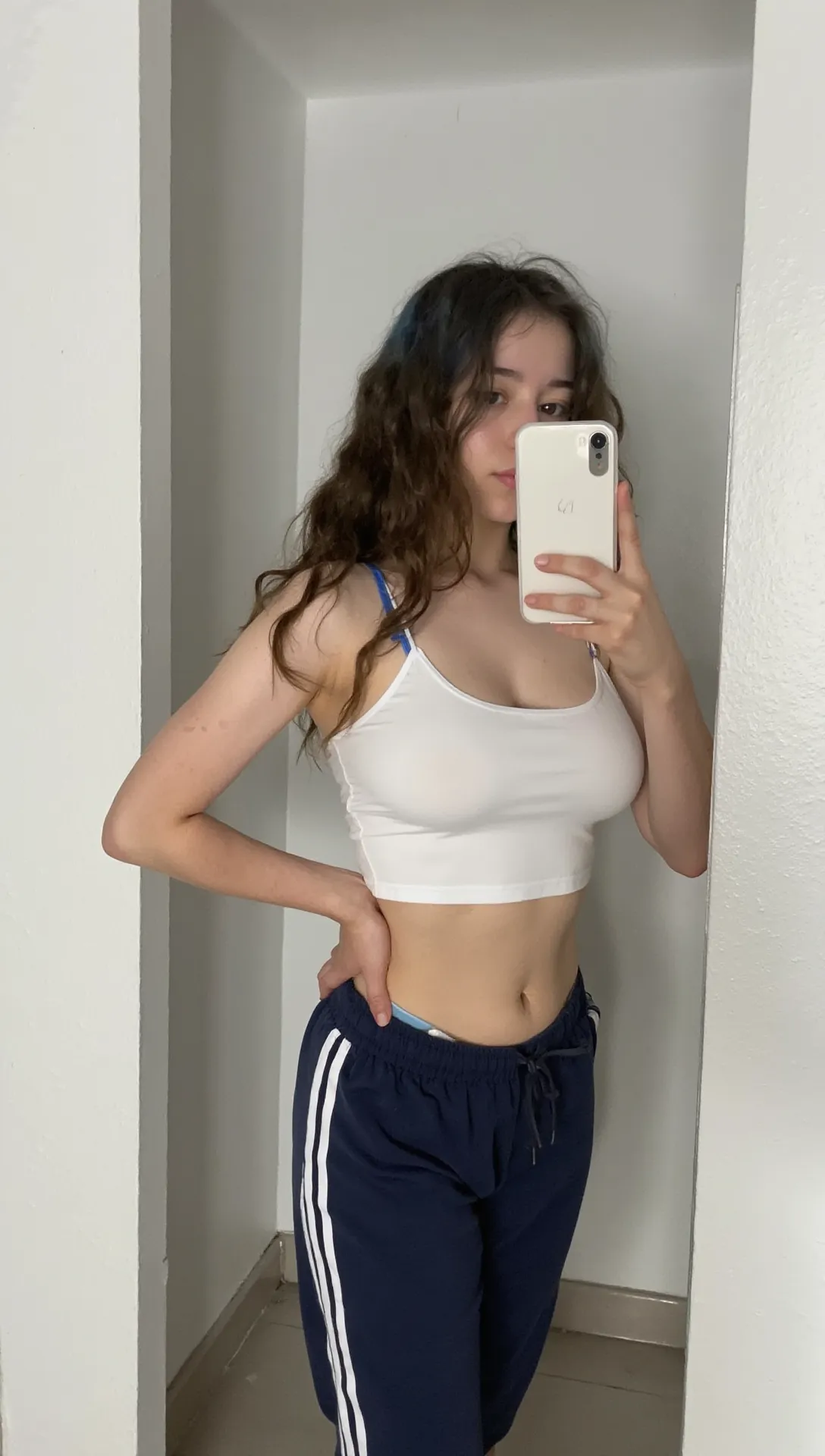 my new outfit is pushing me to the limitsss