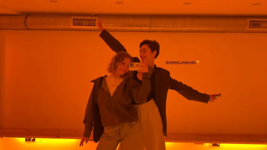 My two favorite Ukrainian models, Solomia Maievska and her friend Mila Amour.