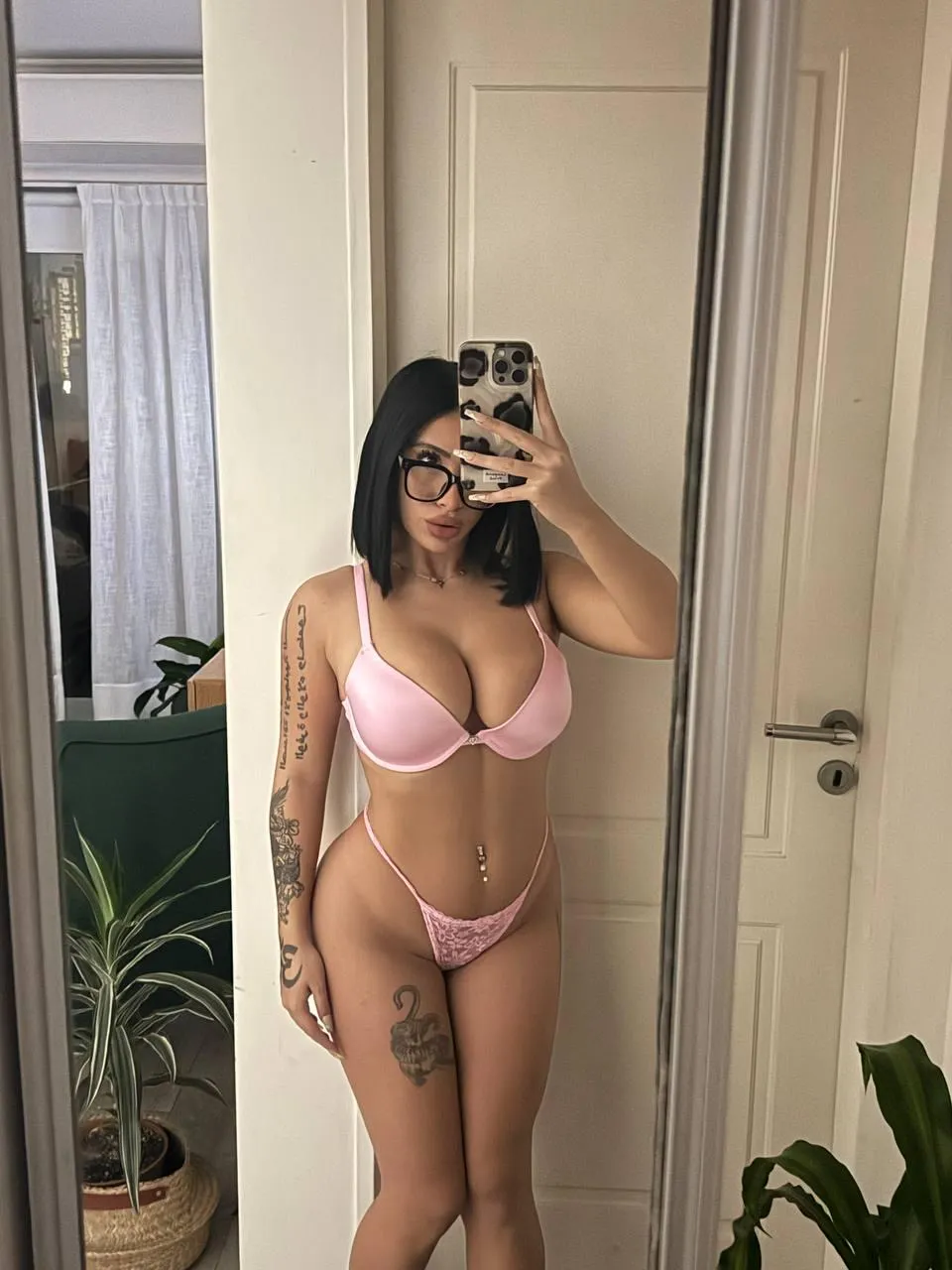 seeking for couples Let me sit on your c0ck