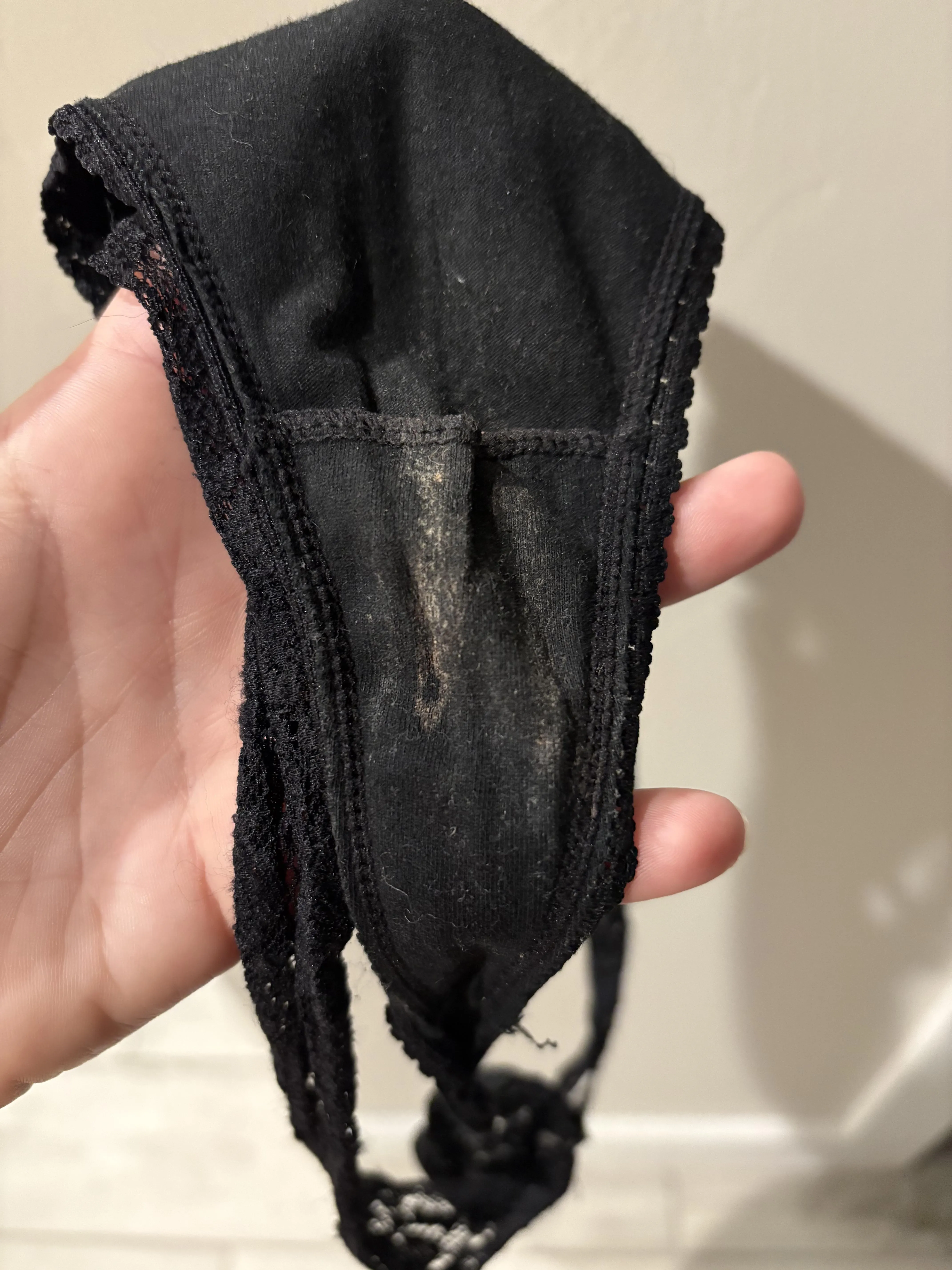 [selling] cum stick your nose in these 💦