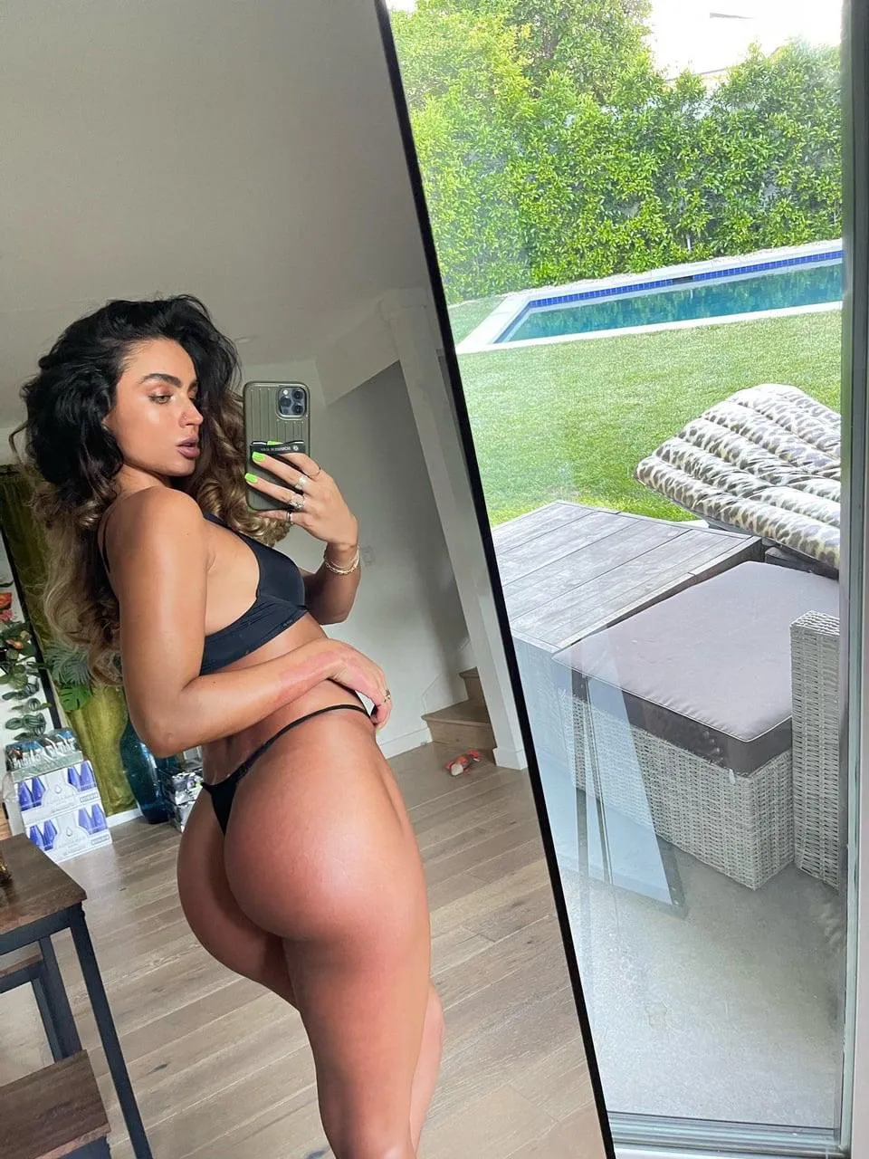 She needs that bbc so bad