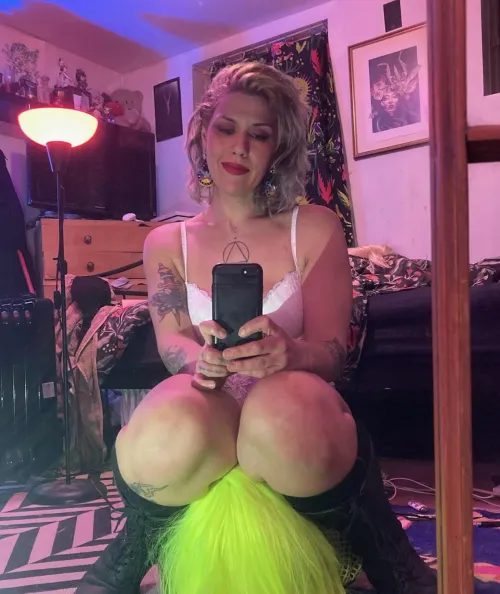 Any guys out there want to cum help me breed more beautiful indigenous babies with me?